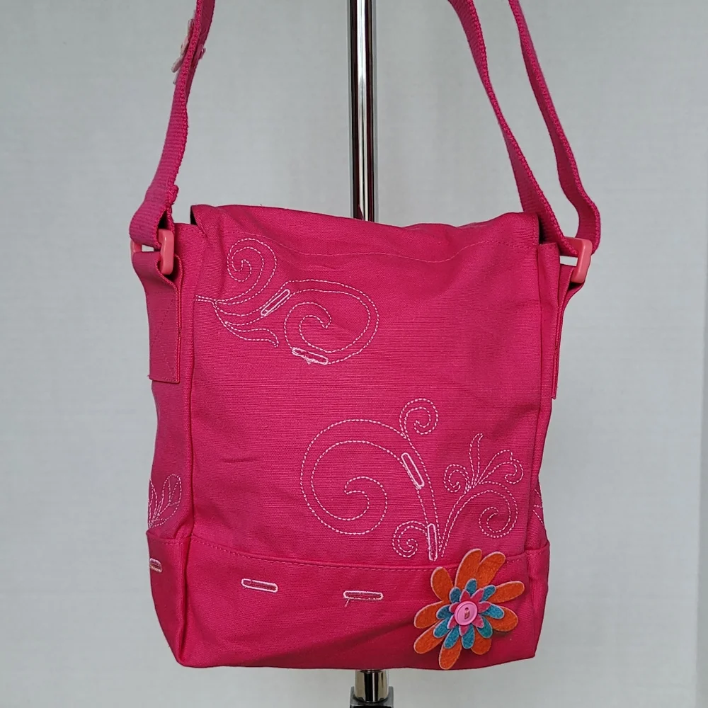 American Girl Pink Cotton Felt Bloom Buttons Adjustable Strap Crossbody Bag